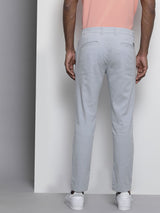 Men's Slim Fit Solid Mid Rise Chinos