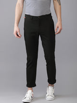 Men's Slim Fit Solid Mid Rise Chinos
