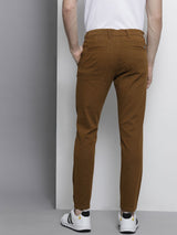 Men's Slim Fit Solid Mid Rise Chinos