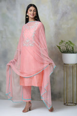 Women's Pink Festive Three Quarter Sleeves Kurta Sets