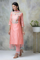 Women's Pink Festive Three Quarter Sleeves Kurta Sets