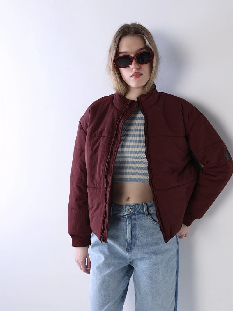 Women's Red Casual Solid Regular Fit Jacket