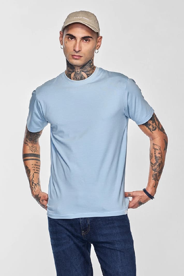 Men's Blue Casual Solid Slim Fit Tshirt