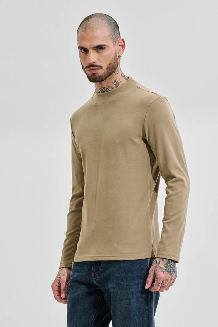 Men's Beige Casual Solid Slim Fit Sweater