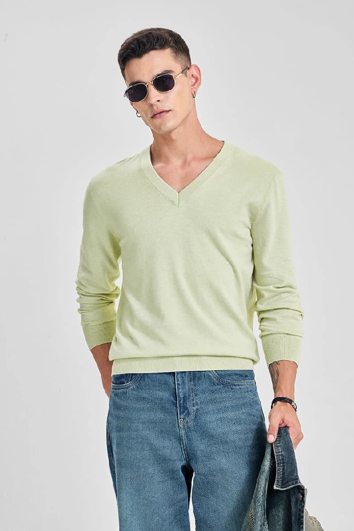 Men's Green Casual Solid Regular Fit Sweater