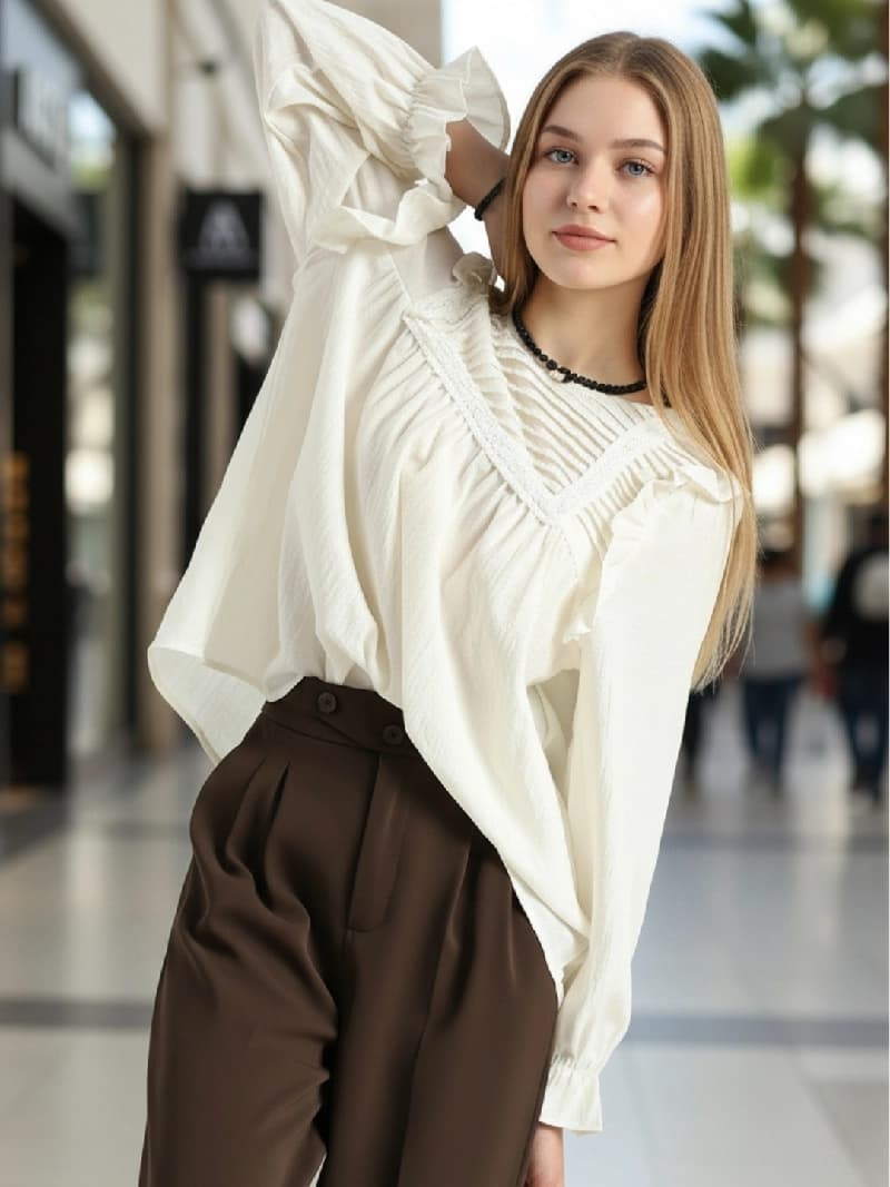 Women's White Casual Solid Top