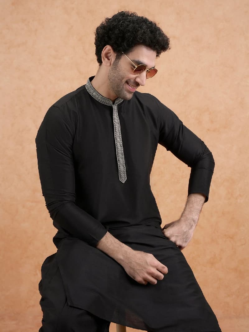Men's Black Festive Solid Regular Fit Kurta