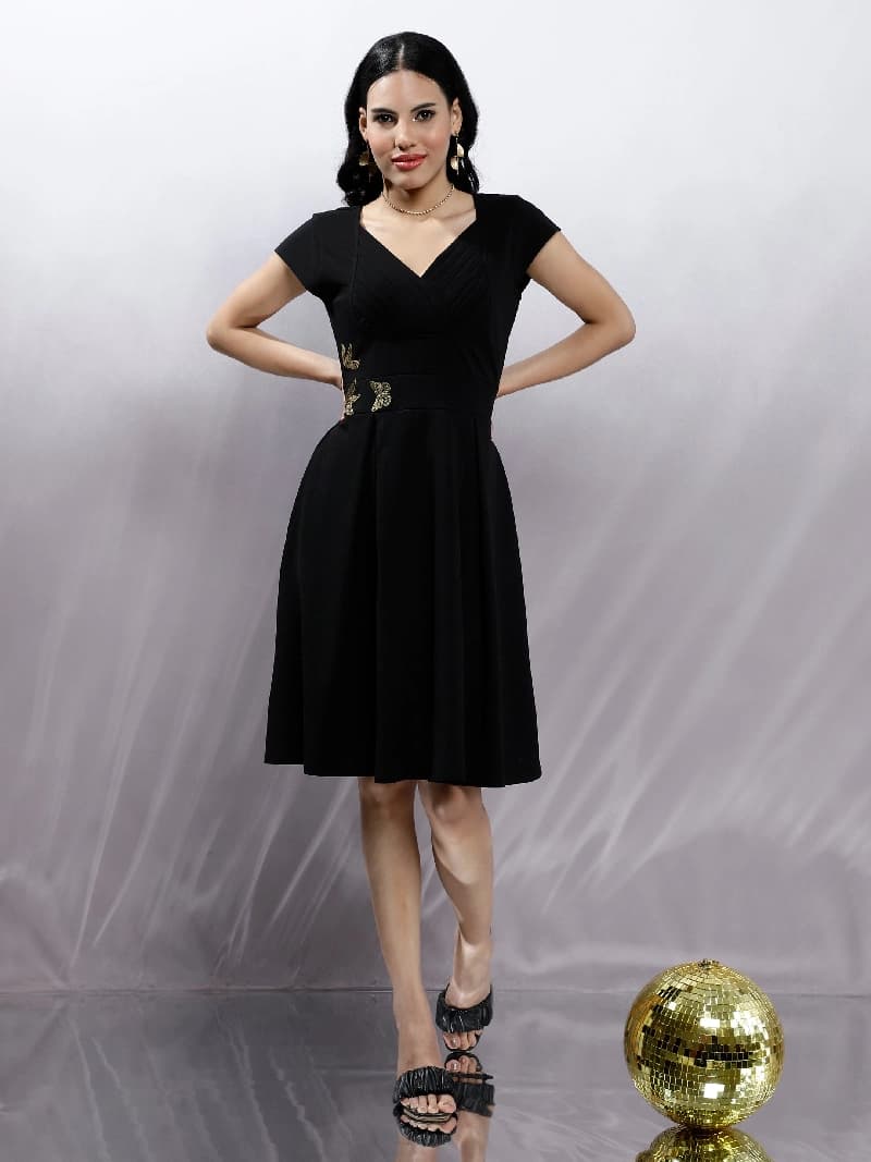 Women's Black Party Solid Regular Fit Dress