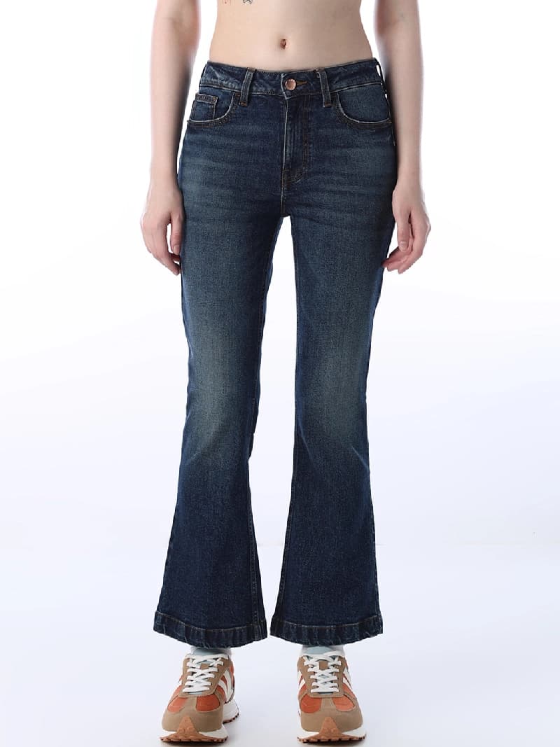 Women's Blue Casual Flared Fit Jeans