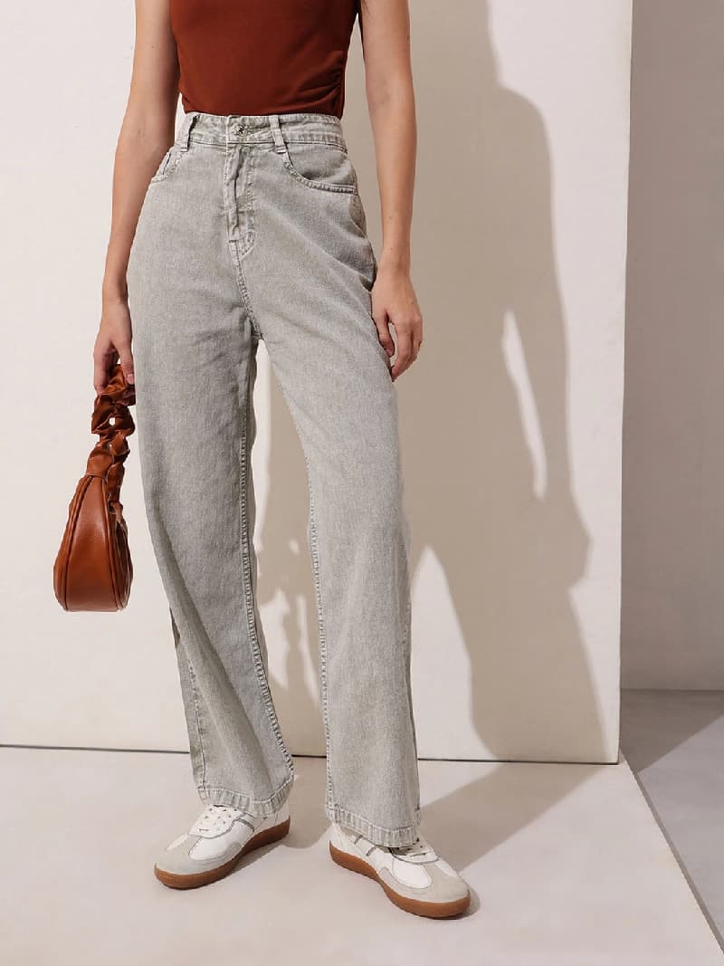 Women's Grey Casual Solid Straight Fit Jeans