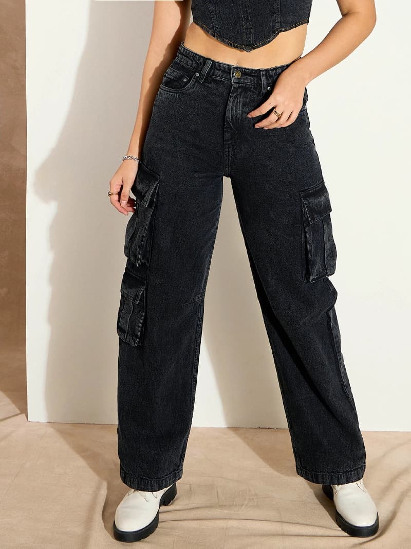 Women's Black Casual Solid Straight Fit Jeans