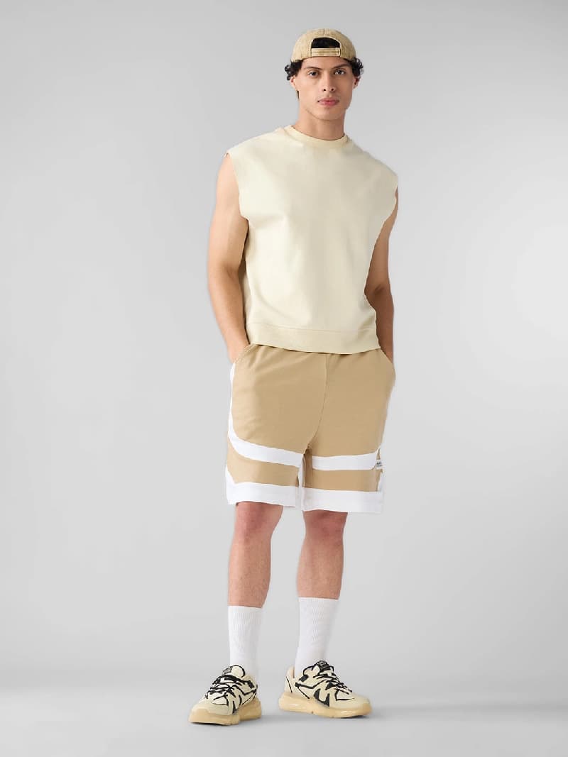 Men's Beige Casual Solid Regular Fit Short