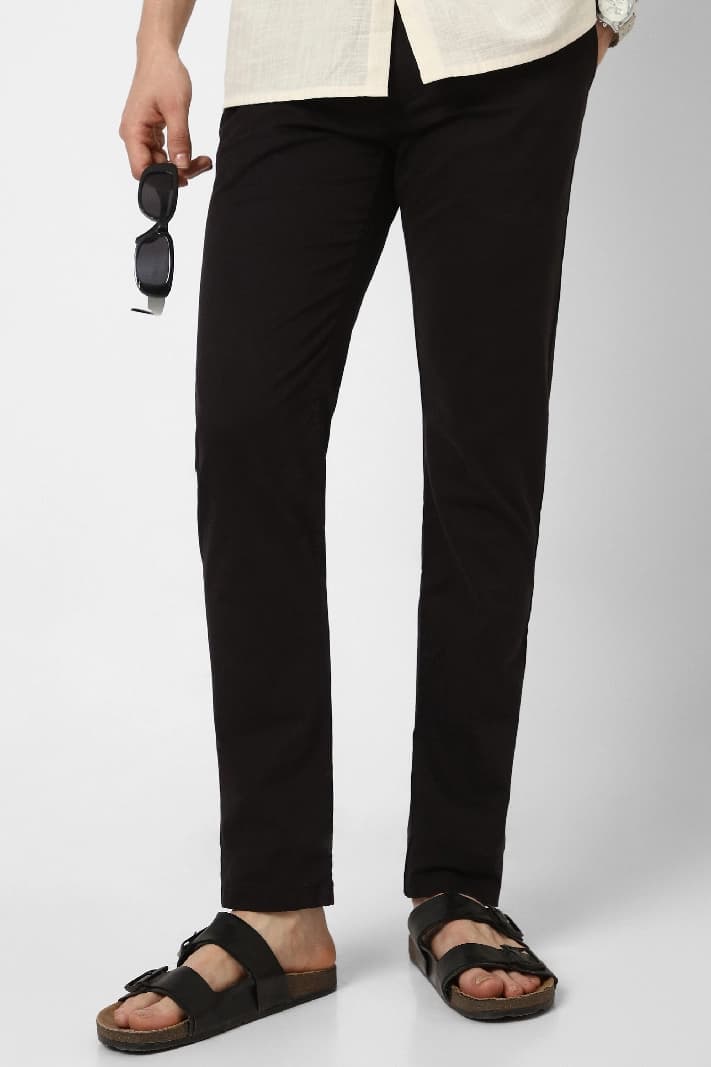 Men's Black Casual Solid Slim Fit Trouser
