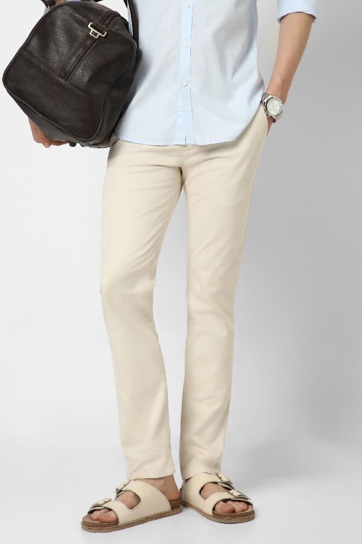 Men's White Casual Solid Straight Fit Trouser