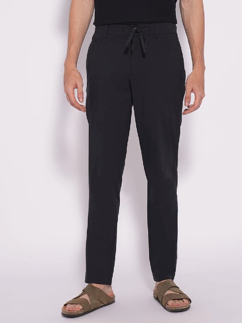 Men's Black Casual Solid Straight Fit Trouser