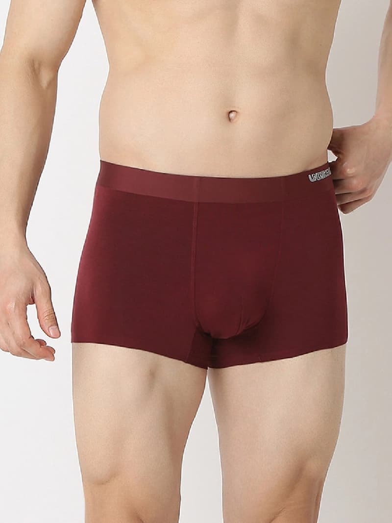 Men's Red Mid-Rise Solid Trunk