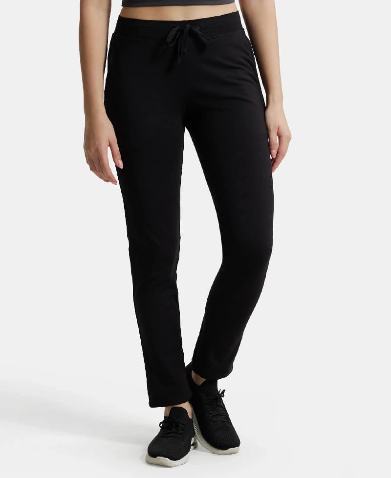 Women's Black Casual Solid Slim Fit Trackpant