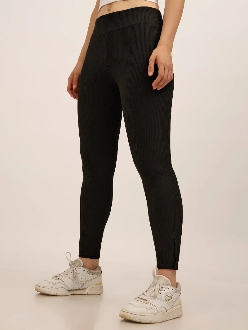 Women's Black Sports Solid Slim Fit Trouser