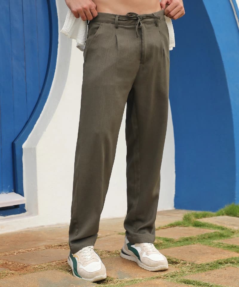 Men's Green Casual Solid Trouser