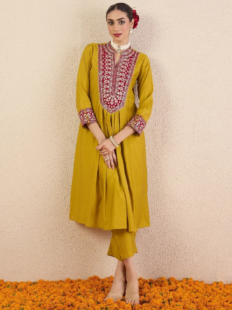 Women's Green Festive Kurta Set