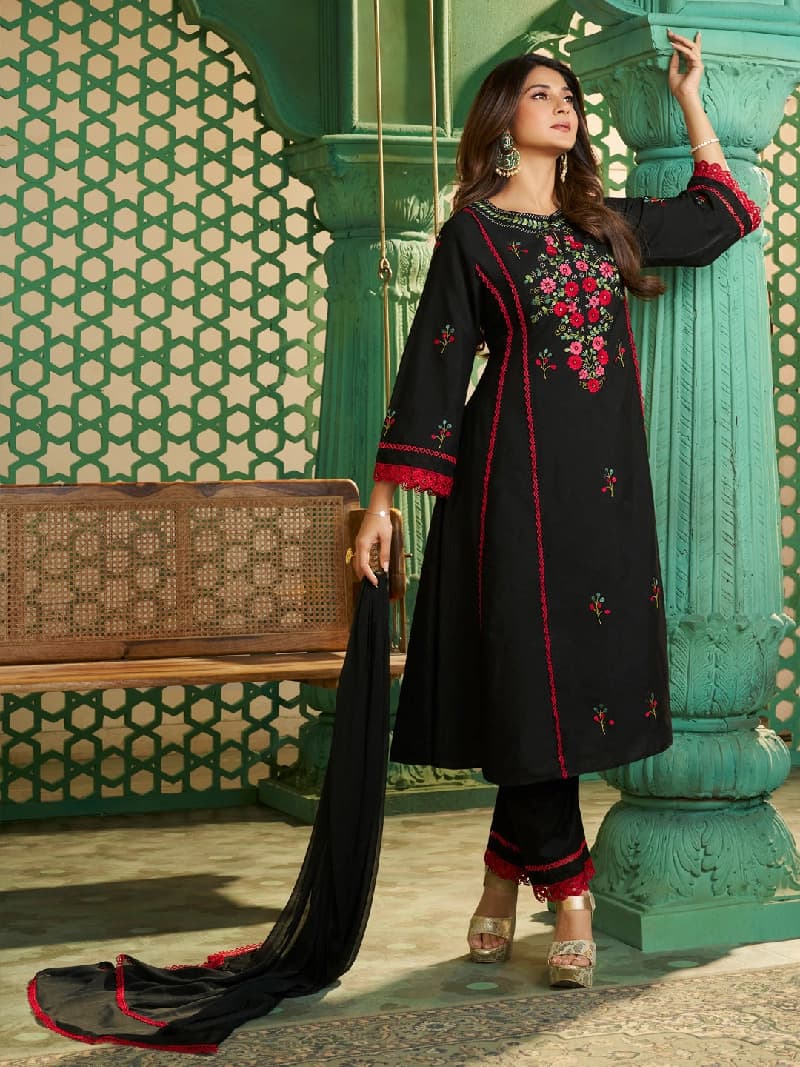 Women's Black Festive Kurta Set
