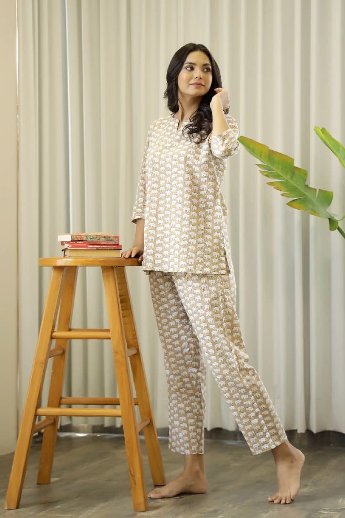 Women's Beige Casual Printed Pyjama Set