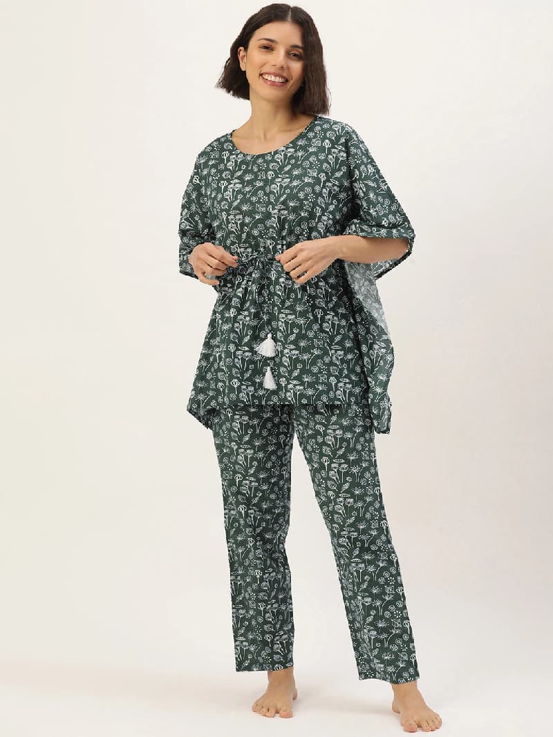 Women's Green Casual Printed Pyjama Set