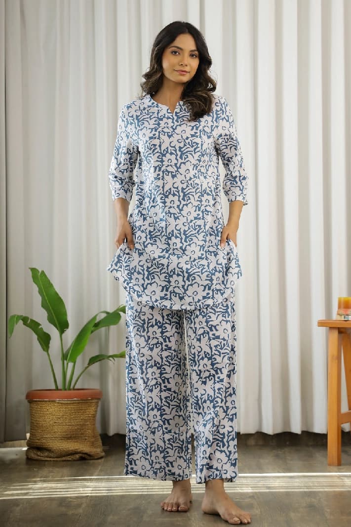 Women's Blue Casual Printed Pyjama Set