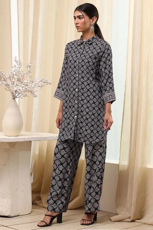 Women's Black Festive Printed Co-ords Set