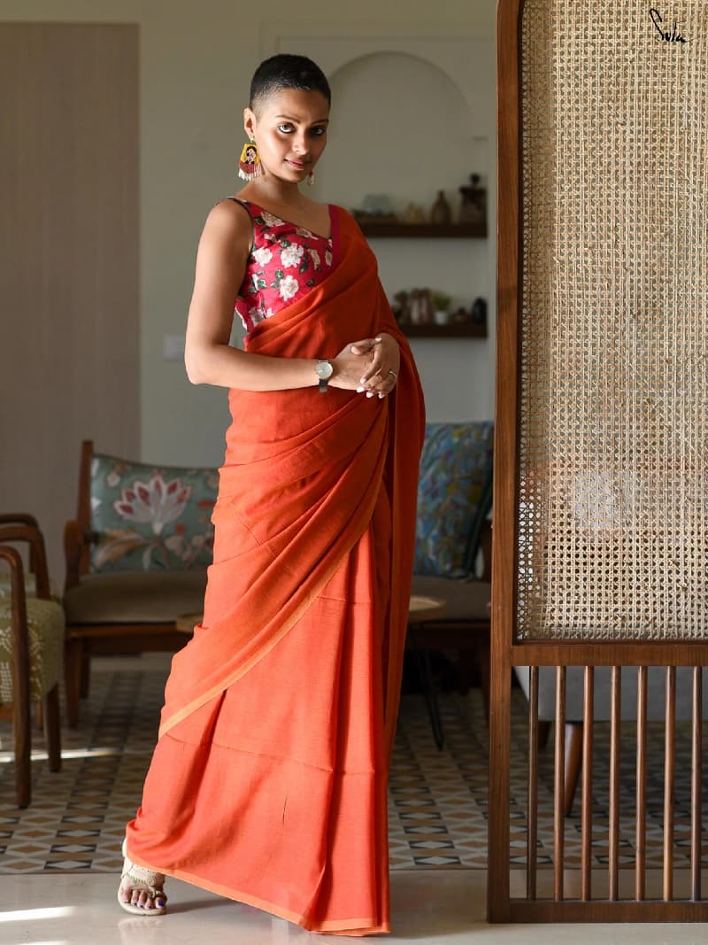 Women's Orange Casual Solid Regular Fit Saree