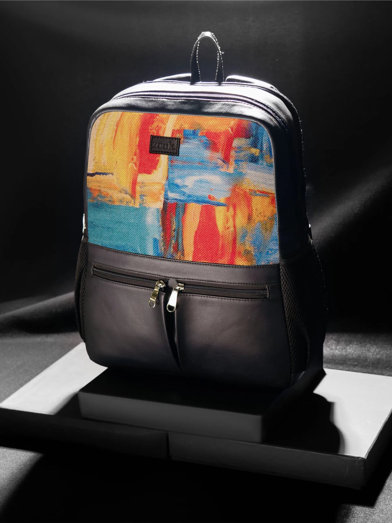 Women's Multicolor Vegan Leather Finish Casual Backpack - 17.5L