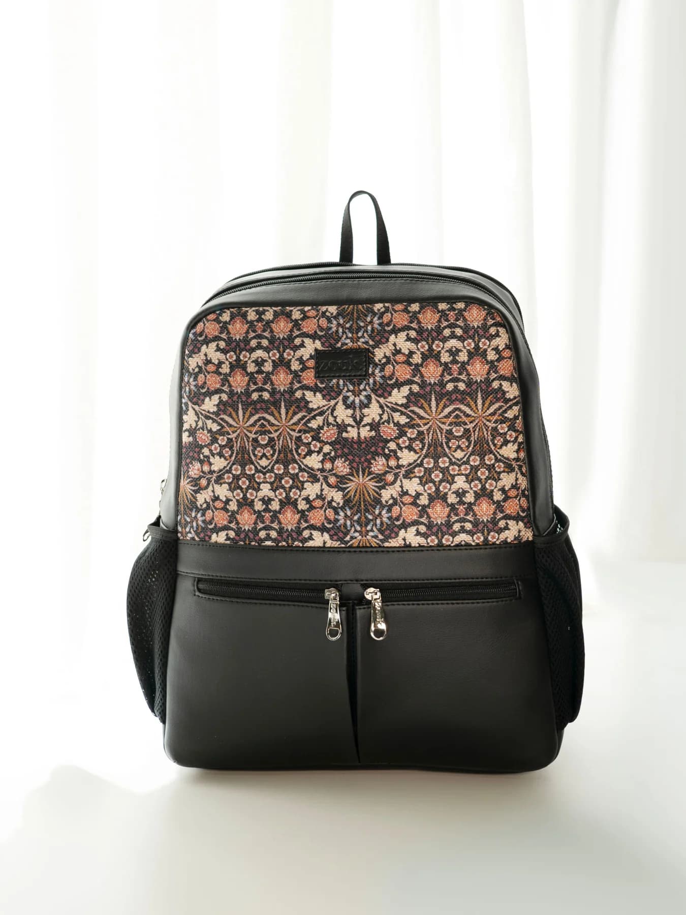 Women's Multicolor Vegan Leather Finish Casual Backpack - 17.5L