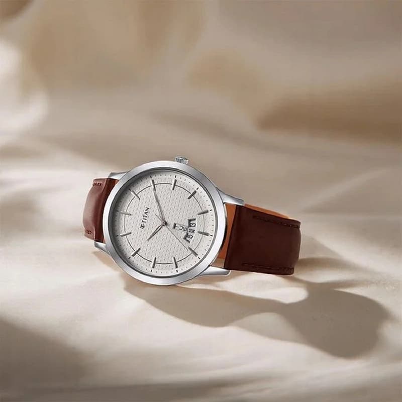 Men's Karishma Silver White Round Dial Watch - NT1825SL15