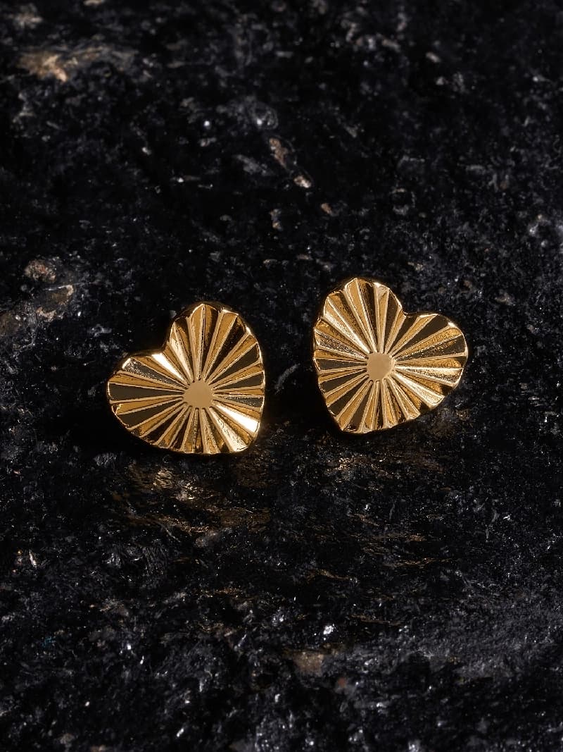 Women's Gold Textured Heart Stud Earrings