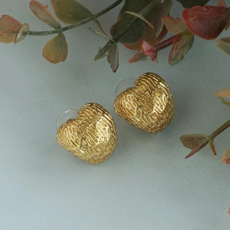 Women's Etched Gold Plated Heart Shape Metal Stud Earring