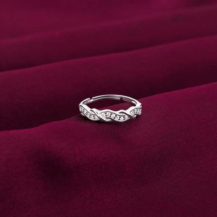 Women's Silver Zircon Winding Wave Ring