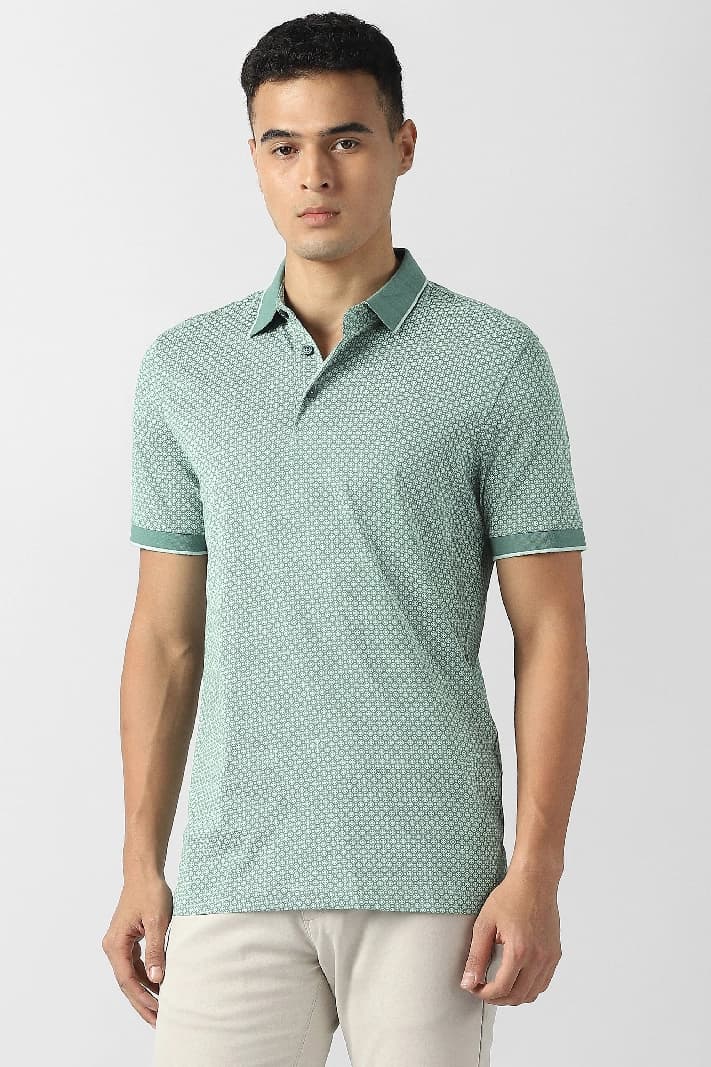 Men's Green Casual Solid Regular Fit Tshirt