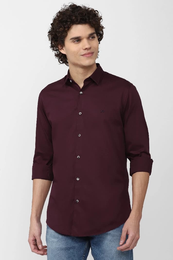 Men's Red Casual Solid Slim Fit Shirt