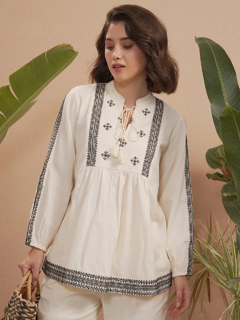 Women's Off White Regular Fit Full Sleeves Top