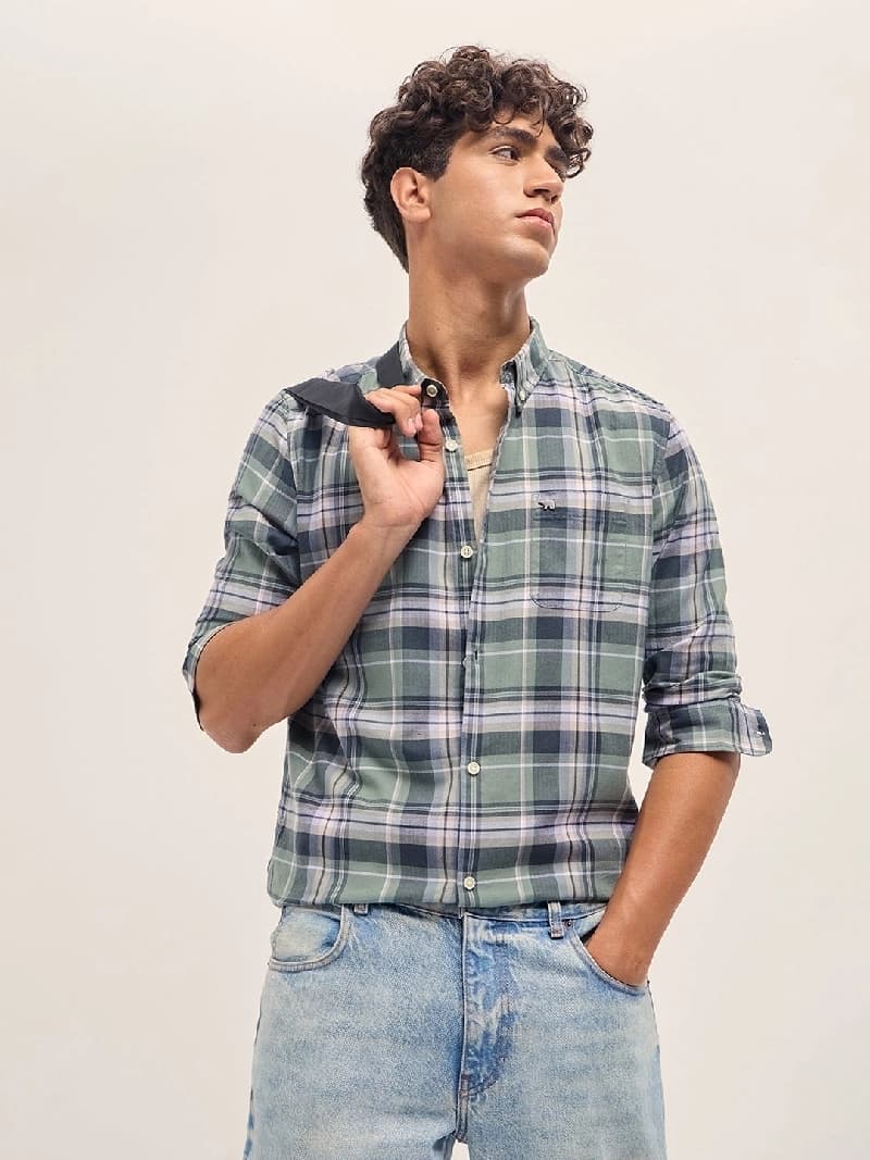 Men's Green Casual Checked Slim Fit Shirt