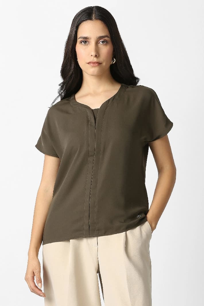 Women's Brown Casual Solid Regular Fit Top