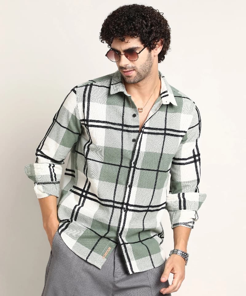 Men's Green Casual Checked Regular Fit Shirt