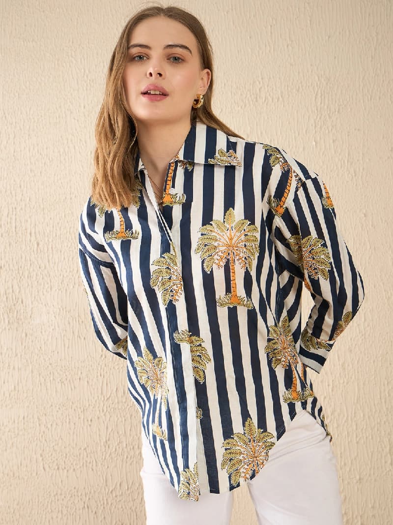 Women's Black Casual Printed Regular Fit Shirt