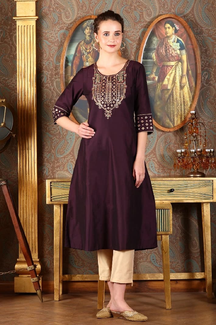 Women's Red Festive Regular Fit Kurta