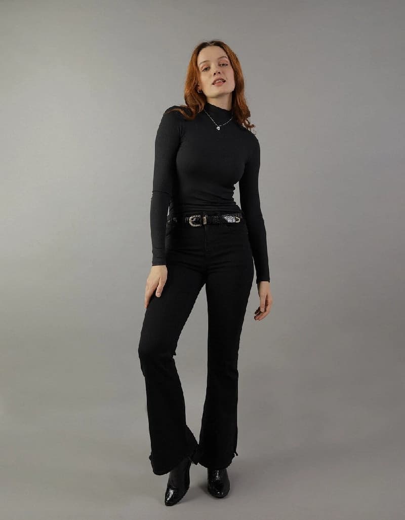 Women's Black Casual Solid Regular Fit Tshirt