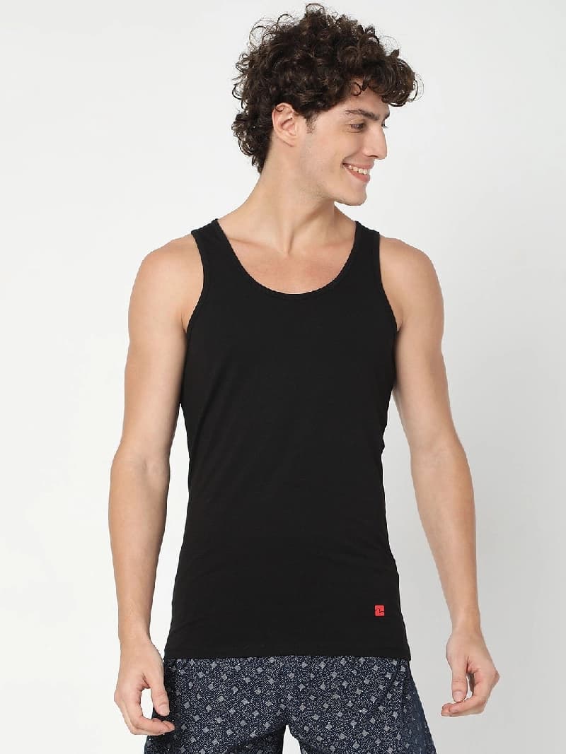 Men's Black Solid Round Neck Vest