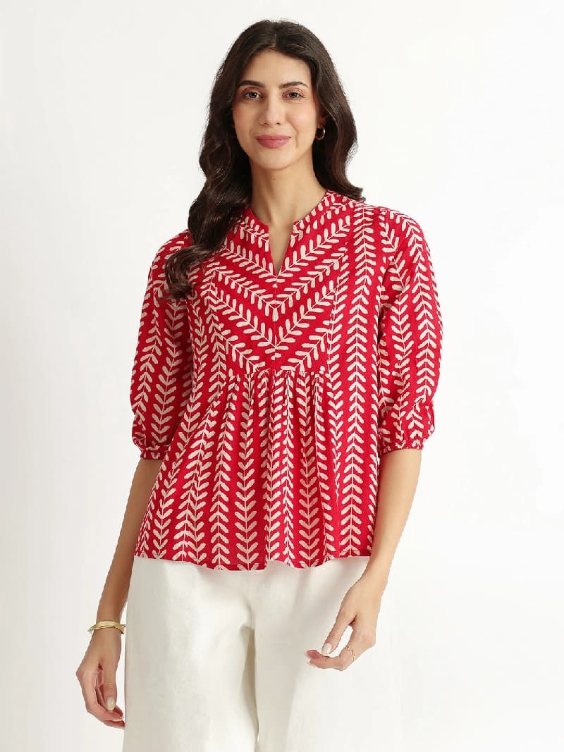 Women's Red Casual Printed Top
