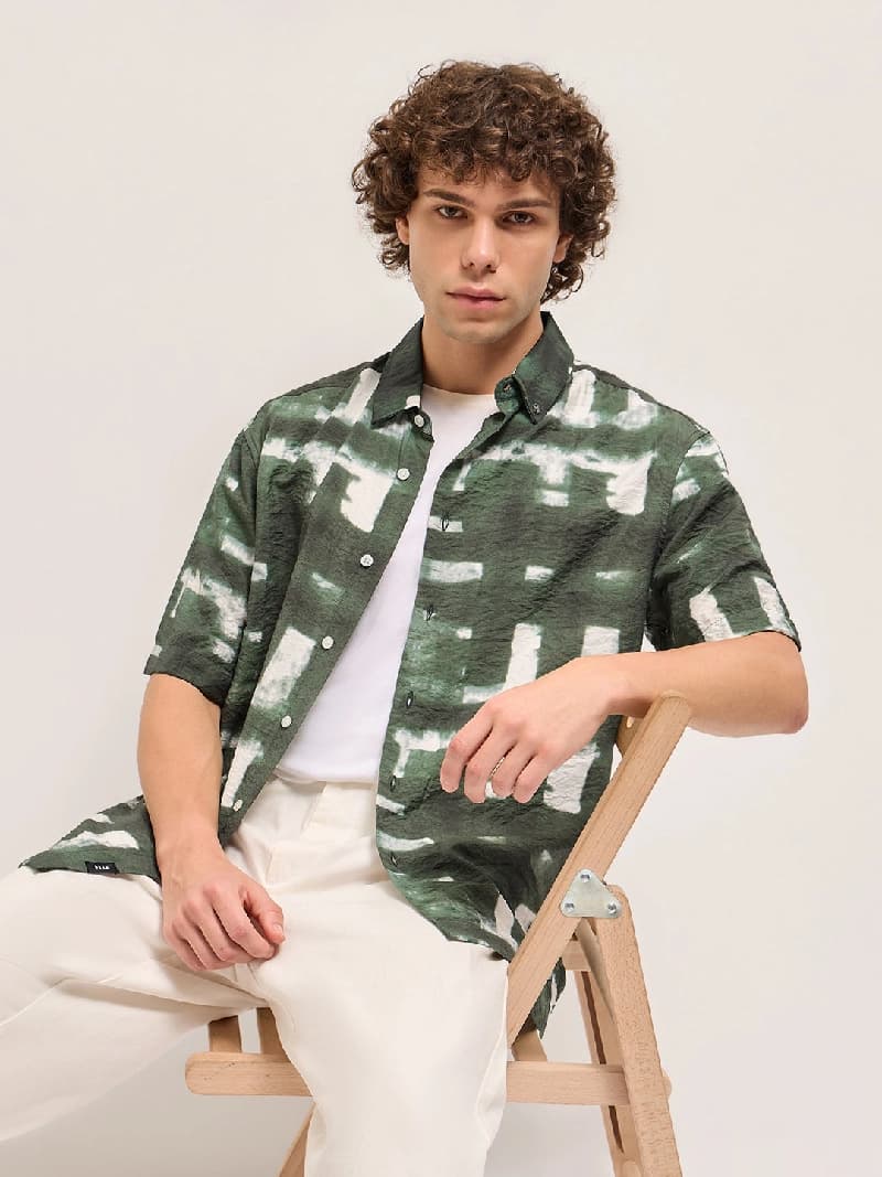 Men's Green Casual Printed Regular Fit Shirt