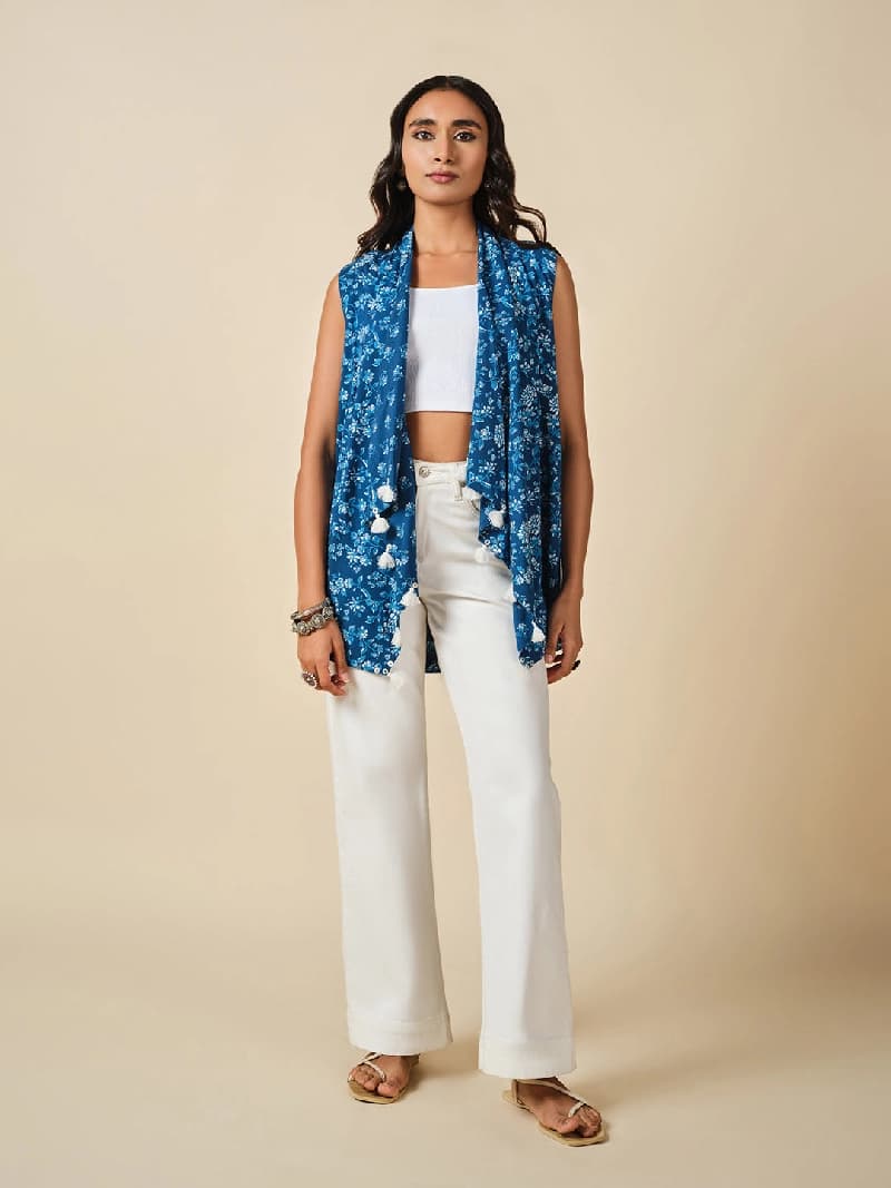 Women's Blue Casual Regular Fit Shrug