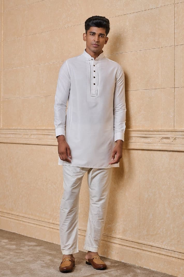 Men's White Casual Solid Regular Fit Kurta